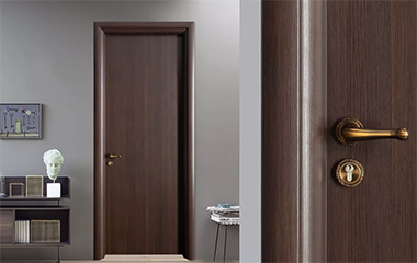 原木色木门，把自然气息融入家居生活